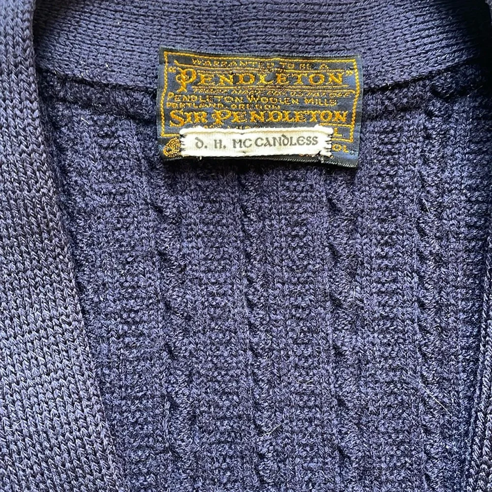PENDLETON Cable Knit Vintage Vest. LARGE 100%pure virgin wool - Picture 2 of 11